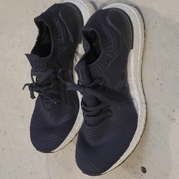 Womens Adidas Ultra Boost X sneakers sz 11 - Picture 2 of 8